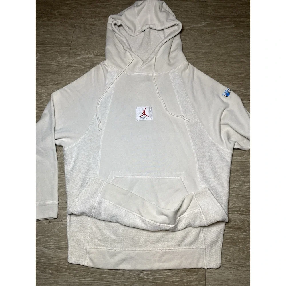Men's MEDIUM‎ Nike Air Jordan 'Michael Finley' Sportswear Wings Oversized Hoodie